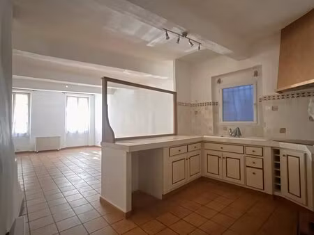 appartement de caractère très lumineux