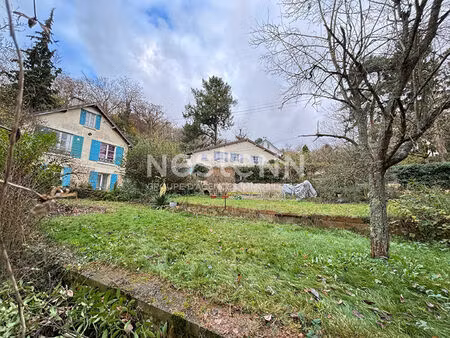 terrain constructible bièvres - fond d'impasse - bordé zone naturelle (zone n) - centre-vi