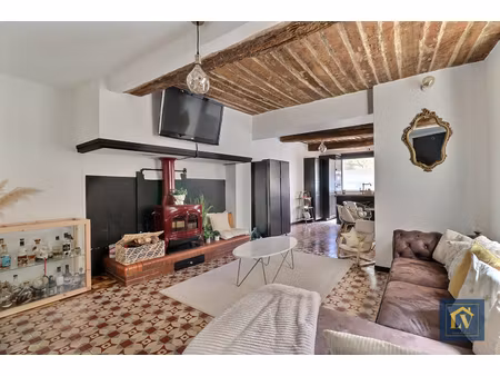 a vendre maison de charme 4 pièces avec terrasse et parking