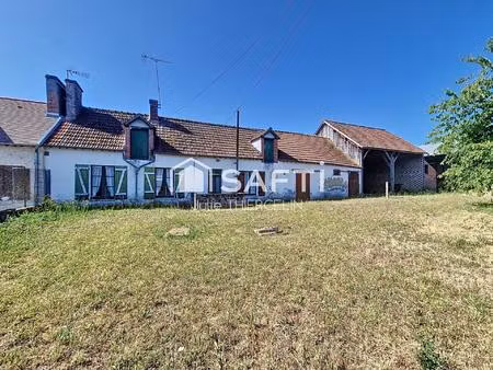 maison à rénover avec grand terrain et dépendances