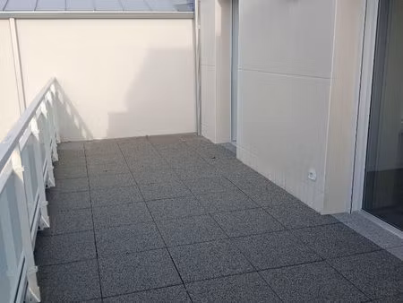 appartement t2 neuf avec terasse et place de parking