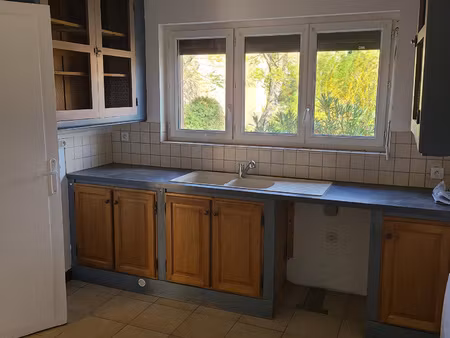 location appartement 4 pièces 100m² argens minervois 11200