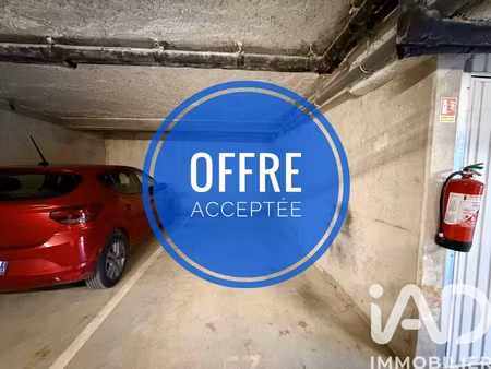 vente parking undefined m²