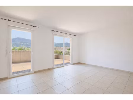 achat appartement 4 pièces 83m² sollies pont 83210