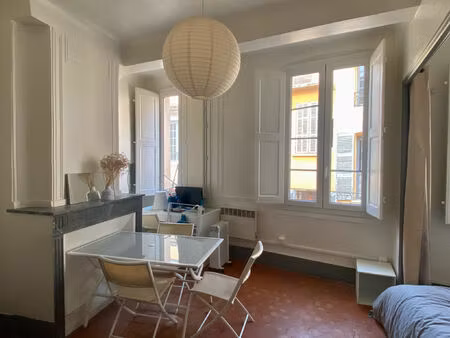 location appartement 1 pièce 29 m² à aix-en-provence (13100)