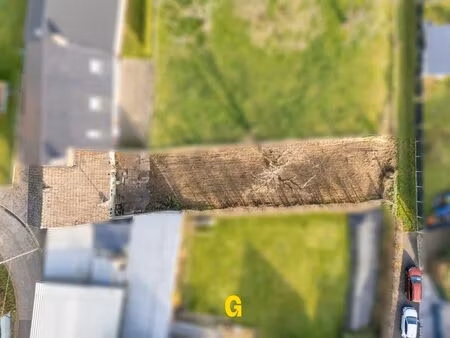 mooi gelegen perceel bouwgrond (met te slopen woning) op 4a 06ca met omgevingsvergunning v