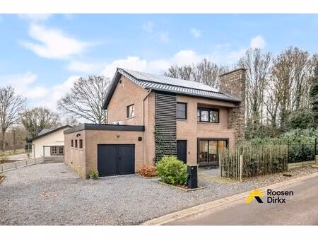 instapklare volledig gerenoveerde vrijstaande gezinswoning met 3 slaapkamers op perceel va