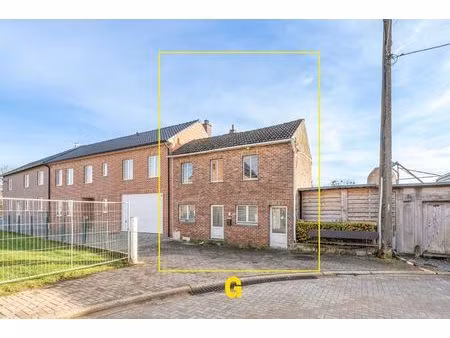 mooi gelegen (te slopen) woning op 4a 06ca met omgevingsvergunning voor heropbouw – verlaa