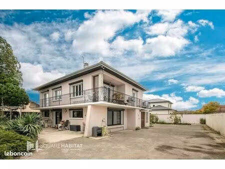 maison 5 pièces 185 m²