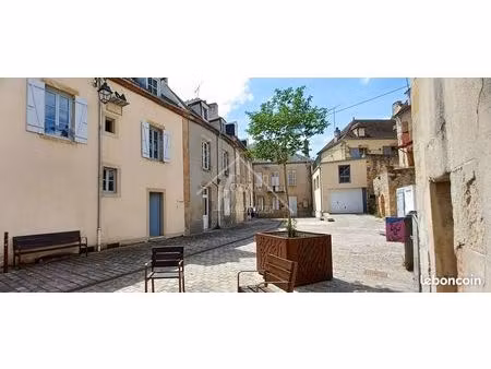 immeuble 6 pièces 100 m²