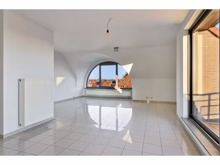 centraal gelegen appartement met mooi zicht