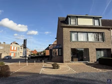 handelspand met woonst - toplocatie in melsele