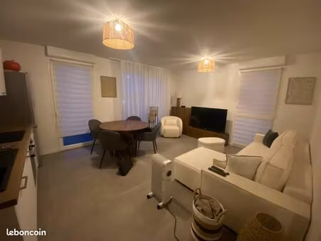 appartement 3 pièces 60 m²