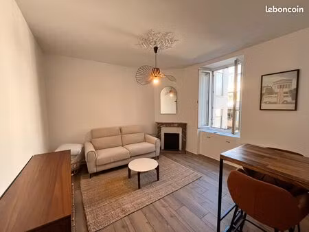 angers centre - studio 1 piece - 23 5 m2