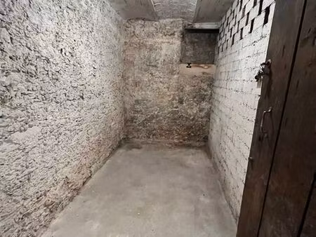 cave de 4m2 sécurisée à paris 8ème