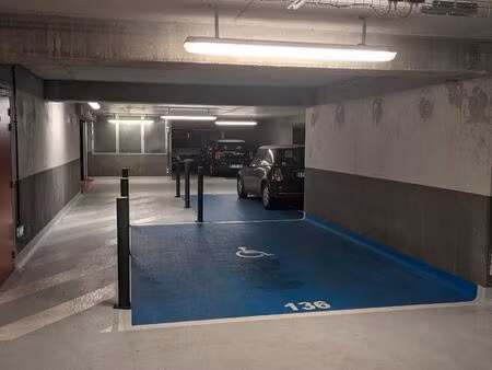 parking à louer