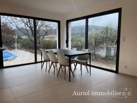 location maison 4 pièces 92m² st zacharie 83640