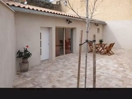 dépendance entièrement meublé avec terrasse 45m2