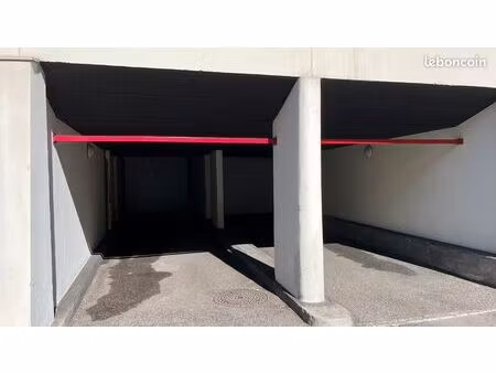 location parking bordeaux