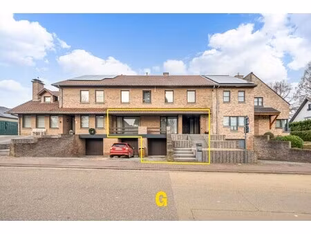 appartement te koop in bilzen-hoeselt met 3 slaapkamers