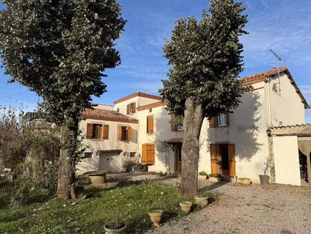 vente maison 6 pièces 190 m2 à sainte-gemme