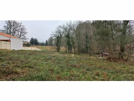 vente terrain 2000 m² les lèches (24400)
