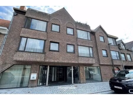 ruime winkelruimte te huur in het centrum van nazareth  ideaal voor diverse doeleinden!