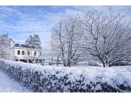 maison 7 pièces - 200 m²