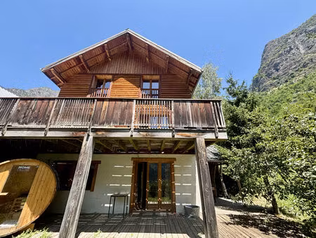 vente maison 7 pièces 175m2 vénosc 38520 - 545000 € - surface privée