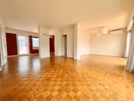 vente appartement 5 pièces 135m2 grenoble 38100 - 375000 € - surface privée