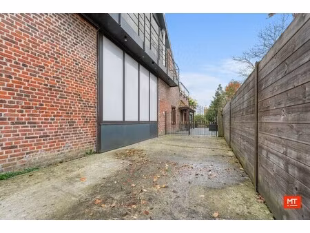 commercieel te koop in dadizele met 2 slaapkamers