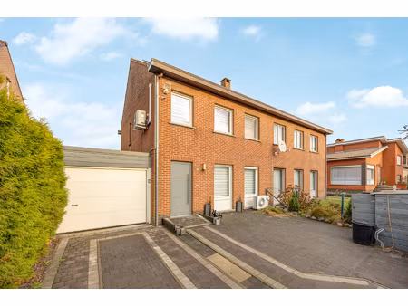 huis te koop in malle met 2 slaapkamers