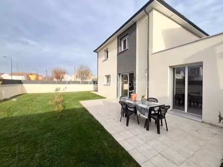 vente maison 5 pièces 145 m² à val-de-reuil (27100)  395 000 €