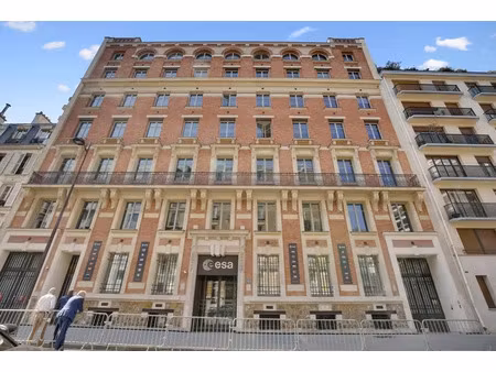 location bureaux paris 75007