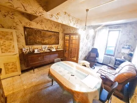 maison de village t5 avec cour et atelier