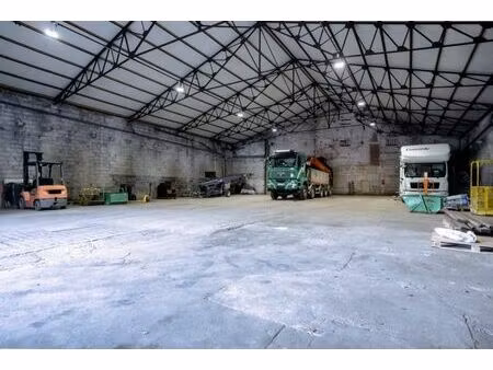 surface industrielle à vendre à rue trou du moulin  15+ vivegnis (vbd68589)