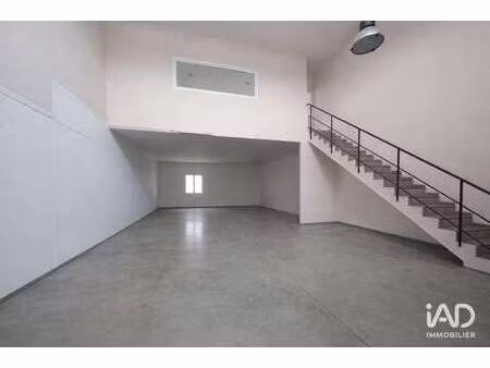 vente bureaux et commerces à saint-rémy-de-provence (13210) : à vendre / 555m² saint-rémy-