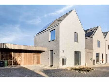 huis te koop in boechout met 4 slaapkamers