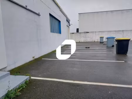 a louer  local d'activite avec acces direct route de paris