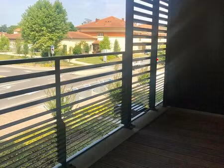 location appartement 2 pièces 43 m² à plaisance-du-touch (31830)