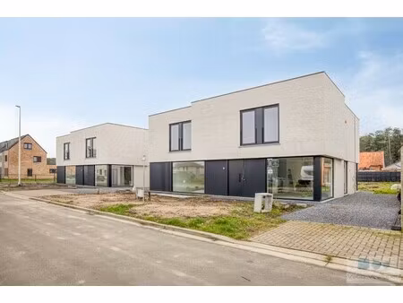 huis te koop in laakdal met 3 slaapkamers