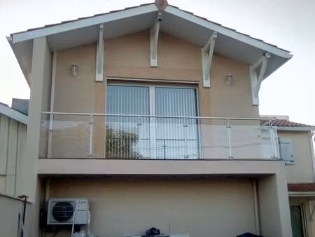 location maison 5 pièces 197 m² à bruges (33520)