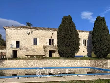 villeneuve-sur-lot - domaine de caractère – 8 ha – dépendances – boxes chevaux