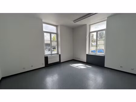 location bureau 20m2 reims 51100 - 433 € - surface privée