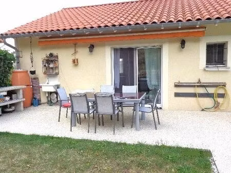 vente maison 5 pièces 106 m² vals-près-le-puy (43750)