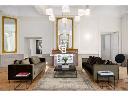 sublime appartement de caractère au cœur du château de curis-au-mont-d’or – 141 m² de char