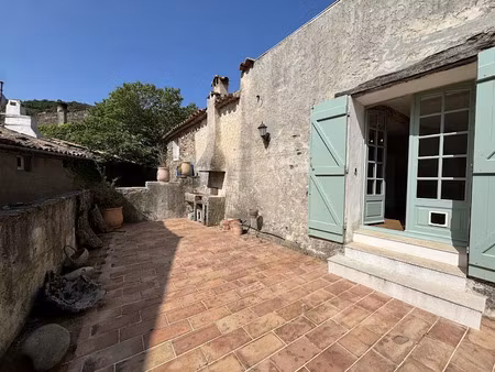 vente maison 7 pièces 198 m² à la garde-freinet (83680)  650 000 €