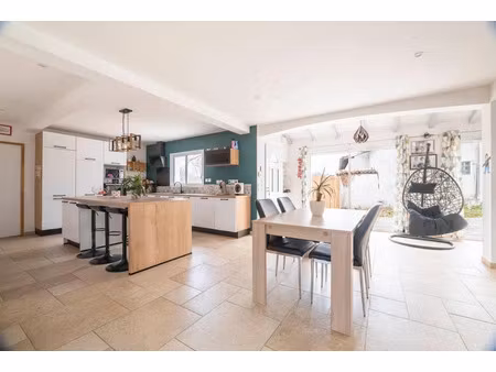 vente maison 6 pièces 153.3 m² à mouguerre (64990)  575 000 €