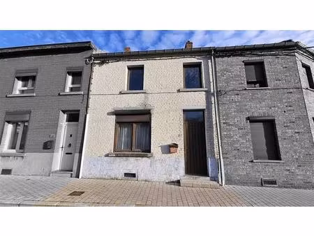 maison à vendre avec jardin et 3 chambres   flénu (vbd68701)