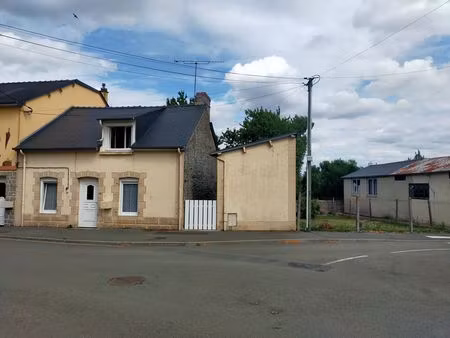 vente maison 5 pièces 80 m² villaines-la-juhel (53700)